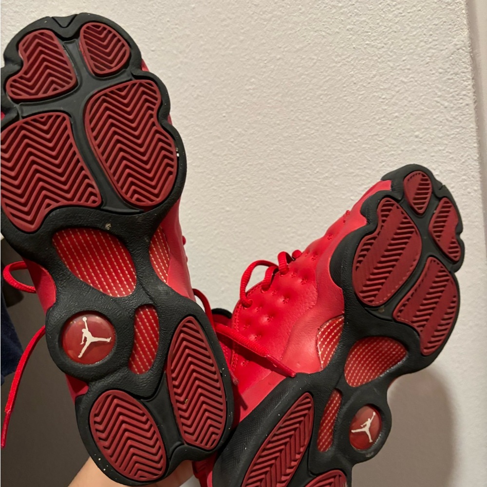 Red jordans - Picture 3 of 3
